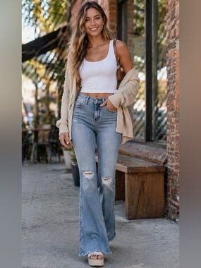 Flying Monkey High Rise Flare Jeans Distressed Knee Light Wash Size 27 Y2K